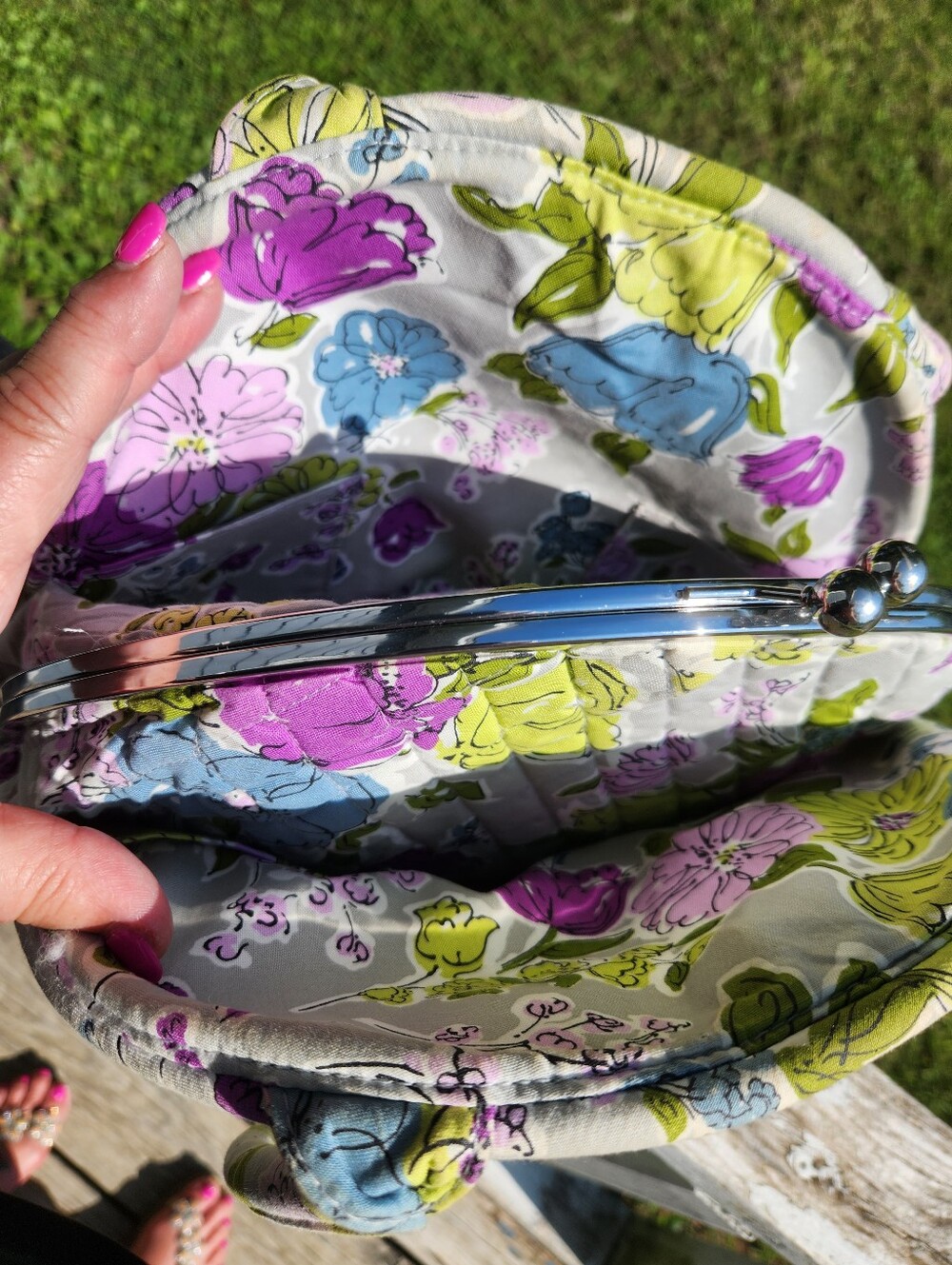 Vera Bradley Eloise satchel iin retired "Watercolor" floral print. Kiss Closure - Picture 12 of 14